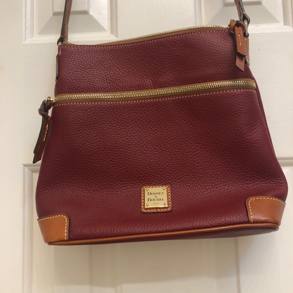 Dooney & Bourke Bag